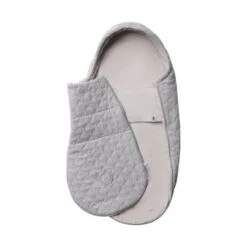 Bugaboo Newborn Inlay Light Grey 9 Bugaboo Newborn Inlay Light Grey -Stokke Shop bugaboo newborn inlay light grey 0974